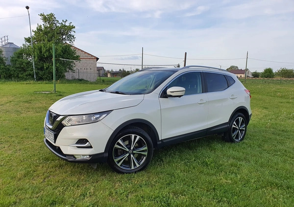 Nissan Qashqai cena 69500 przebieg: 76000, rok produkcji 2018 z Siechnice małe 56